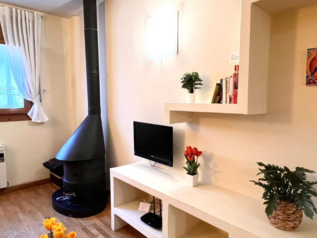 Apartament Boet - Ainet De Cardos - L'Amfitriona Ribera de Cardos Bagian luar foto
